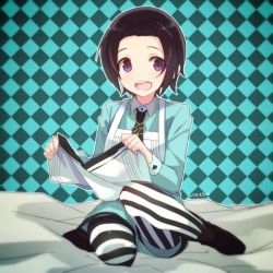 Rule 34 | 10s, 1boy, :d, alice (alice in wonderland), alice (alice in wonderland) (cosplay), alice in wonderland, alternate costume, apron, black hair, checkered background, cosplay, idolmaster, idolmaster side-m, jewelry, male focus, mudo (saji), necklace, okamura nao, open mouth, purple eyes, sitting, smile, solo