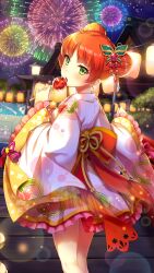 Rule 34 | 1girl, ahoge, architecture, back bow, blunt bangs, bow, candy, cowboy shot, double bun, east asian architecture, eating, fireworks, floral print, food, from behind, girl cafe gun, green eyes, hair bun, hair ornament, hands up, highres, holding, holding food, japanese clothes, kimono, lantern, lens flare, lens flare abuse, lollipop, long sleeves, looking at viewer, looking back, night, night sky, official art, orange hair, outdoors, pink kimono, red bow, rococo (girl cafe gun), short hair, sky, solo, wide sleeves, yukata