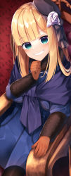 Rule 34 | 1girl, absurdres, armchair, black hat, blonde hair, blue jacket, blush, brown gloves, chair, commentary request, fate/grand order, fate (series), flower, from above, fur collar, gloves, grin, hair flower, hair ornament, hand on own chin, hand up, hat, highres, jacket, long hair, long sleeves, looking at viewer, lord el-melloi ii case files, reines el-melloi archisorte, rose, sitting, smile, solo, suisen-21, white flower