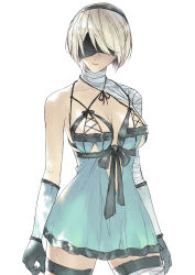 Rule 34 | 1girl, absurdres, android, asymmetrical clothes, bandaged arm, bandaged neck, bandages, bare shoulders, black gloves, black hairband, black ribbon, blindfold, blue dress, breasts, cleavage, cosplay, dress, frills, gloves, hairband, highres, kaine (nier) (cosplay), large breasts, nier, nier (series), nier:automata, nightgown, ribbon, short hair, silver hair, solo, 2b (nier:automata)