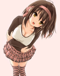 Rule 34 | 00s, 1girl, breasts, brown eyes, brown hair, cleavage, crossed arms, garickson, hairband, head tilt, large breasts, leaning forward, open mouth, pink background, plaid, plaid skirt, raglan sleeves, short hair, simple background, skirt, solo, striped clothes, striped thighhighs, suzumiya haruhi, suzumiya haruhi no yuuutsu, thighhighs