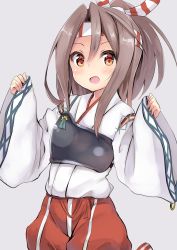 Rule 34 | 10s, 1girl, absurdres, amano kouki, brown eyes, brown hair, grey background, hachimaki, headband, high ponytail, highres, japanese clothes, kantai collection, light brown hair, long hair, long sleeves, muneate, open mouth, ponytail, simple background, solo, wide sleeves, zuihou (kancolle)