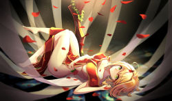 Rule 34 | 10s, 1girl, ahoge, augu (523764197), barefoot, blonde hair, breasts, closed mouth, collarbone, dark background, fate/extra, fate (series), flower, from side, full body, green eyes, highres, holding, holding flower, legs up, light, light particles, looking to the side, lying, medium breasts, motion blur, naked ribbon, nero claudius (fate), nero claudius (fate) (all), nero claudius (fate/extra), official alternate costume, on back, petals, red flower, red rose, ribbon, rose, rose petals, short hair, smile, solo, thighs, underboob