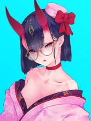 Rule 34 | 1girl, bare shoulders, bespectacled, blue background, blush, bob cut, bow, choker, eyebrows, fate/grand order, fate (series), glasses, hair bow, hat, highres, horns, japanese clothes, karan, lips, mini hat, oni, pink hair, pointy ears, purple eyes, purple hair, red bow, red choker, shuten douji (dress for demons) (fate), shuten douji (fate), simple background, skin-covered horns, solo, upper body