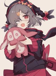 Rule 34 | 1girl, ahoge, animal bag, animal hood, arknights, awa iro, bag, black hat, black jacket, blush, brown background, commentary, eyepatch, grey hair, hair ornament, hair over one eye, hat, highres, holding, holding stuffed toy, hood, hooded jacket, jacket, looking at viewer, medical eyepatch, one-hour drawing challenge, open mouth, popukar (arknights), rabbit bag, rabbit hair ornament, rabbit hood, red bag, red eyes, red skirt, short hair, simple background, skirt, smile, solo, stuffed animal, stuffed rabbit, stuffed toy, upper body, x hair ornament