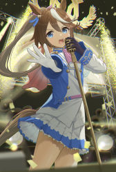 Rule 34 | 1girl, absurdres, animal ears, ascot, asymmetrical legwear, blue eyes, brown hair, buttons, capelet, confetti, cyan 71, double-breasted, glint, gloves, highres, holding, holding microphone, horse ears, horse girl, horse tail, jacket, light blush, long sleeves, looking at viewer, microphone, microphone stand, miniskirt, mismatched legwear, multicolored hair, open mouth, pink ascot, pleated skirt, ponytail, purple gloves, reaching, reaching towards viewer, skirt, solo, speaker, stage, standing, streaked hair, tail, teeth, tokai teio (umamusume), umamusume, upper teeth only, v-shaped eyebrows, white gloves, white jacket, white skirt