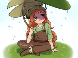 Rule 34 | 1girl, antlers, boots, brown footwear, brown overalls, commentary, english commentary, frog hat, geminitay, grass, green eyes, green shirt, hermitcraft, highres, holding, holding umbrella, horns, indian style, leaf umbrella, lily pad, long hair, looking up, minecraft youtube, orange hair, overalls, pointy ears, rain, rie ccat, shirt, sitting, solo, umbrella, water drop