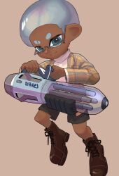 Rule 34 | 1boy, afro, ballpoint splatling (splatoon), boots, brown background, brown footwear, closed mouth, commentary request, cross-laced footwear, dark-skinned male, dark skin, eyebrow cut, full body, glasses, grey eyes, grey hair, grey shorts, gun, highres, holding, holding gun, holding weapon, looking at viewer, male focus, nastar r0, nintendo, octoling, octoling boy, octoling player character, plaid, plaid shirt, shirt, short hair, shorts, simple background, smile, solo, splatoon (series), splatoon 3, thick eyebrows, very dark skin, weapon
