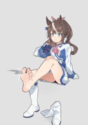 1girl animal_ears barefoot blue_eyes boots brown_hair eflo_(794753336) feet highres horse_ears horse_girl light_blush long_hair parted_lips ponytail shoes soles steam toes tokai_teio_(umamusume) umamusume unworn_boots unworn_shoes