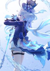 Rule 34 | 1girl, ahoge, black gloves, blue eyes, blue gemstone, blue hat, blue jacket, cane, closed mouth, commentary request, furina (genshin impact), gem, genshin impact, gloves, hat, highres, holding, holding cane, jacket, kura xx meme, long hair, long sleeves, looking at viewer, looking back, multicolored hair, short shorts, shorts, solo, streaked hair, thigh strap, top hat, water, white hair, white shorts