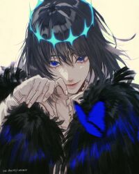 Rule 34 | 1boy, absurdres, arthropod boy, black hair, blue eyes, cape, collared shirt, crown, diamond hairband, fate/grand order, fate (series), fur-trimmed cape, fur trim, highres, long sleeves, looking at viewer, maidhao, male focus, medium hair, oberon (fate), oberon (third ascension) (fate), shirt, signature, simple background, solo, upper body, white background, white shirt