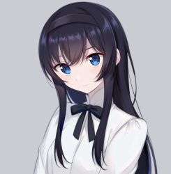 Rule 34 | 1girl, black hair, black hairband, black ribbon, blue eyes, closed mouth, commentary request, dress, expressionless, grey background, hair between eyes, hairband, long hair, looking at viewer, neck ribbon, nemu mohu, ribbon, sidelocks, simple background, solo, tohno akiha, tsukihime, tsukihime (remake), upper body, white dress