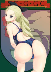 Rule 34 | 10s, 1girl, ass, assam (girls und panzer), bare arms, bare shoulders, blonde hair, blue eyes, blue one-piece swimsuit, closed mouth, emblem, from behind, girls und panzer, highres, leaning forward, long hair, looking back, one-piece swimsuit, on one knee, rasukaru, smile, solo, st. gloriana&#039;s (emblem), swimsuit, very long hair, wedgie