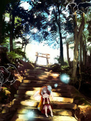 Rule 34 | 1girl, barefoot, child, fish, forest, glowing, goldfish, head rest, japanese clothes, kimono, looking at viewer, nature, original, red eyes, ryouma (888), scenery, short hair, solo, stairs, torii, white hair