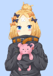 Rule 34 | 1girl, abigail williams (fate), abigail williams (traveling outfit) (fate), absurdres, ainna (kekai), black bow, black jacket, blonde hair, blue background, blue eyes, blush, bow, character name, closed mouth, commentary, crossed bandaids, fate/grand order, fate (series), hair bow, hair bun, highres, jacket, long hair, long sleeves, hugging object, official alternate costume, orange bow, parted bangs, polka dot, polka dot bow, simple background, single hair bun, sleeves past fingers, sleeves past wrists, smile, solo, stuffed animal, stuffed toy, teddy bear