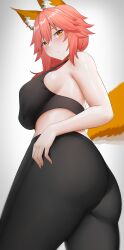 Rule 34 | absurdres, alternate costume, animal ear fluff, animal ears, arind yudha, ass, bare arms, bare shoulders, black pants, black sports bra, blush, breasts, closed mouth, crop top, fate/extra, fate/extra ccc, fate/grand order, fate (series), fox ears, fox girl, fox tail, grey background, highres, large breasts, long hair, looking at viewer, pants, pink hair, simple background, smile, sports bra, sportswear, tail, tamamo (fate), tamamo no mae (fate/extra), thighs, yellow eyes, yoga pants