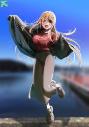 Rule 34 | 1girl, ;d, absurdres, blonde hair, blue sky, blurry, blurry background, blush, brown eyes, character request, floating hair, full body, grey skirt, highres, long hair, long skirt, looking at viewer, makicha (sasurainopink), one eye closed, open mouth, red shirt, shirt, skirt, sky, smile, solo, standing, standing on one leg, very long hair