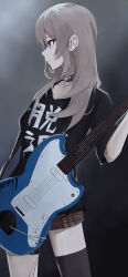 Rule 34 | 1girl, absurdres, black choker, black shirt, black thighhighs, brown skirt, choker, closed mouth, commentary request, cowboy shot, earclip, electric guitar, expressionless, girls band cry, grey background, grey eyes, guitar, highres, holding, holding guitar, holding instrument, instrument, kawaragi momoka, komako sketchbook, light brown hair, long hair, profile, shirt, short sleeves, single thighhigh, skirt, solo, thighhighs
