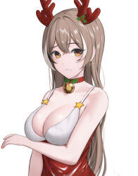 Rule 34 | 1girl, absurdres, antlers, arm under breasts, bell, breasts, brown eyes, brown hair, choker, christmas, cleavage, doenji (auto7233), earrings, highres, hololive, hololive english, horns, jewelry, jingle bell, large breasts, long hair, looking at viewer, mistletoe, mistletoe hair ornament, multicolored hair, nanashi mumei, neck bell, red choker, reindeer antlers, revision, simple background, solo, two-tone hair, upper body, virtual youtuber, white background, white hair