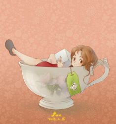 Rule 34 | 10s, 1girl, 2013, arrietty, brown eyes, brown hair, cup, dated, floral background, hair down, karigurashi no arrietty, mini person, minigirl, pink background, signature, solo, sugar cube, teabag, teacup, yulan0223
