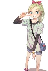 Rule 34 | 1girl, bag, blonde hair, blue eyes, bow, bracelet, child, double v, female focus, grin, hair behind ear, hair bow, highres, jewelry, looking at viewer, necklace, original, parted bangs, pink bow, ponytail, shorts, shoulder bag, simple background, smile, solo, standing, v, white background, yamada (gotyui)
