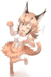 Rule 34 | 10s, absurdres, animal ears, bare shoulders, blue eyes, bow, bowtie, caracal (kemono friends), commentary request, gloves, highres, kemono friends, multicolored hair, one eye closed, open mouth, simple background, skirt, solo, tail, thighhighs, thin (suzuneya), translation request, white background