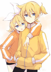 Rule 34 | 1boy, 1girl, arm around neck, black pants, black shorts, blonde hair, blue eyes, bow, commentary request, cowboy shot, frown, hair bow, hair ornament, hairclip, hands in pockets, hazuki natsu, highres, jacket, kagamine len, kagamine rin, long sleeves, looking at viewer, open mouth, orange background, orange jacket, pants, short hair, short ponytail, shorts, simple background, track jacket, vocaloid, white background, white bow, yellow jacket