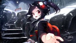 Rule 34 | 1girl, animal ears, black hair, black kimono, commentary request, dated, ejami, ekko (ejami), fangs, flower, fox ears, full moon, hair flower, hair ornament, highres, japanese clothes, kimono, long sleeves, looking at viewer, looking back, moon, night, obi, open mouth, original, outdoors, ponytail, red eyes, red flower, sash, signature, snow, snowing, solo, spider lily, stairs, stone stairs, torii, wallpaper