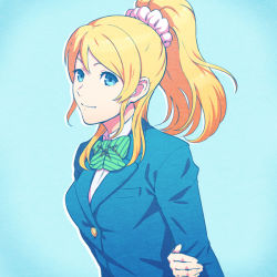 Rule 34 | 1girl, arm behind back, ayase eli, blonde hair, blue background, blue eyes, blue jacket, bow, bowtie, closed mouth, collared shirt, dress shirt, gomi, green bow, green bowtie, hair ornament, hair scrunchie, high ponytail, jacket, long hair, long sleeves, love live!, love live! school idol project, scrunchie, shirt, simple background, smile, solo, striped bow, striped bowtie, striped clothes, striped neckwear, upper body, white scrunchie, white shirt, wing collar