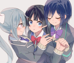 Rule 34 | 3girls, beige sweater, blue eyes, bow, bowtie, closed eyes, closed mouth, collared shirt, commentary request, from above, girl sandwich, grey background, grey jacket, hair ornament, hairclip, hand on another&#039;s shoulder, higuchi kaede, higuchi kaede (1st costume), holding hands, jacket, jk gumi (nijisanji), long hair, long sleeves, looking at another, looking at viewer, mole, mole under eye, multiple girls, necktie, nijisanji, parted lips, ponytail, purple eyes, purple hair, purple neckwear, red neckwear, sandwiched, shirt, shizuka rin, shizuka rin (1st costume), short hair, silver hair, simple background, smile, sou (tuhut), tsukino mito, tsukino mito (1st costume), upper body, virtual youtuber, white shirt, yuri