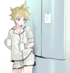 Rule 34 | 1boy, aqua eyes, blonde hair, buttons, commentary, cowboy shot, cup, drawstring, holding, holding cup, kagamine len, male focus, naoko (naonocoto), pajamas, paper, refrigerator, short hair, short sleeves, shorts, solo, star (symbol), vocaloid, white background