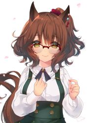 Rule 34 | 1girl, alternate costume, animal ears, aston machan (umamusume), blush, breasts, brown hair, casual, commentary request, glasses, hair ornament, highres, horse ears, horse girl, horse tail, ko yu, medium breasts, simple background, smile, solo, tail, umamusume, white background, yellow eyes