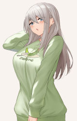 Rule 34 | 1girl, arm behind head, blue eyes, blush, breasts, cccpo, clothes writing, green shirt, grey background, hair between eyes, head tilt, highres, large breasts, long hair, long sleeves, looking at viewer, open mouth, original, shirt, silver hair, simple background, solo