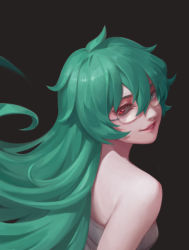 Rule 34 | 1girl, bare shoulders, bei ju luoxuan wan, black background, breasts, commentary request, eto (tokyo ghoul), eyelashes, from side, glasses, green eyes, green hair, hair between eyes, lips, long hair, looking at viewer, red eyes, round eyewear, sarashi, simple background, smile, solo, tokyo ghoul, upper body