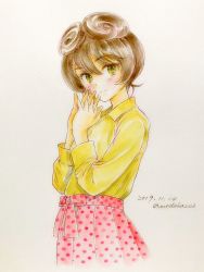 Rule 34 | 1girl, blush, brown hair, casual, closed mouth, collared shirt, colored pencil (medium), commentary, cowboy shot, dated, girls und panzer, green eyes, hair rings, highres, hosomi shizuko, interlocked fingers, light blush, long sleeves, looking at viewer, medium skirt, one-hour drawing challenge, own hands together, pink skirt, pleated skirt, polka dot, polka dot skirt, q-bee (aaru), shirt, short hair, skirt, smile, solo, standing, texture, traditional media, twitter username, yellow shirt