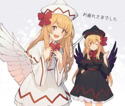 Rule 34 | 2girls, black hat, black wings, bow, commentary request, eho (icbm), feathered wings, floral background, hand on own hip, hat, highres, lily black, lily white, looking at viewer, multiple girls, one eye closed, open mouth, red bow, smile, touhou, translation request, white hat, white wings, wide sleeves, wings