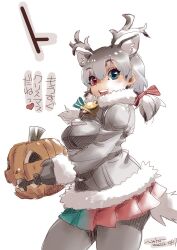 1girl animal_ears antlers bell blush bow brown_coat brown_hair brown_mittens brown_pantyhose coat cowboy_shot deer_ears deer_tail fur_collar fur_trim green_bow green_eyes green_skirt grey_hair hair_between_eyes hair_bow halloween heart heterochromia horns jack-o&#039;-lantern kemono_friends long_hair mittens multicolored_hair neck_bell nyororiso_(muyaa) open_mouth pantyhose pleated_skirt pumpkin red_bow red_eyes red_skirt reindeer_(kemono_friends) reindeer_antlers reindeer_girl sidelocks skirt smile solo tail translation_request twintails white_fur winter_clothes winter_coat