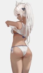 Rule 34 | 1girl, ass, bikini, breasts, brown eyes, clothes lift, commentary, dark-skinned female, dark skin, english commentary, gnai, granblue fantasy, highres, lifted by self, looking at viewer, looking back, medium breasts, ponytail, shirt, shirt lift, simple background, smile, solo, standing, swimsuit, white background, white bikini, white hair, zooey (granblue fantasy)