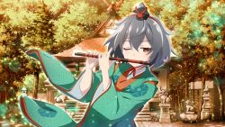 1girl brown_eyes floral_print floral_print_kimono flute game_cg grey_hair highres higurashi_no_naku_koro_ni higurashi_no_naku_koro_ni_mei hinamatsuri holding holding_flute holding_instrument instrument japanese_clothes kimiyoshi_kazuho kimono komainu lens_flare non-web_source official_art one_eye_closed outdoors playing_flute print_kimono red_ribbon ribbon short_hair shrine solo sparkle stone_lantern transverse_flute tree two-tone_kimono upper_body wide_sleeves