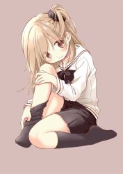 Rule 34 | 1girl, aoki ume, binetsu kuukan, black bow, black bowtie, black scrunchie, black skirt, black socks, blush, bow, bowtie, brown background, brown eyes, commentary request, hand on own knee, knee up, light brown hair, long hair, long sleeves, looking at viewer, nakanose amane, no shoes, one side up, school uniform, scrunchie, serafuku, shirt, simple background, sitting, skirt, smile, sock pull, socks, solo, white shirt