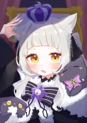 1girl absurdres adjusting_clothes adjusting_headwear animal_ear_fluff animal_ears ao_growth_20 arched_bangs black_bow black_bowtie black_capelet blush bow bowtie brooch capelet cat_ears commentary creature crown fang frilled_ribbon frills fur-trimmed_capelet fur_trim grey_hair hair_ribbon hand_up highres hololive jewelry light_particles long_hair murasaki_shion murasaki_shion_(gothic_lolita) official_alternate_costume official_alternate_hairstyle open_mouth ribbon shiokko_(murasaki_shion) short_eyebrows sidelocks skin_fang solo star-shaped_gem star_brooch surprised throne twintails upper_body virtual_youtuber