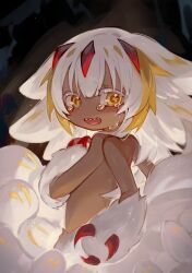 Rule 34 | 1girl, absurdres, blonde hair, chinese commentary, claws, colored eyelashes, commentary request, cowboy shot, crying, crying with eyes open, dark-skinned female, dark skin, double-parted bangs, extra arms, faputa, fewer digits, hand up, highres, horns, irumyuui&#039;s children, kuroyishi raiko, looking at viewer, looking back, made in abyss, medium hair, monster girl, multicolored hair, multiple horns, open mouth, red horns, sharp teeth, solo, streaked hair, tears, teeth, two-tone hair, white hair, yellow eyes