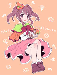 Rule 34 | 1girl, :d, amezawa koma, blush, bow, bowtie, brown eyes, brown footwear, brown hair, capelet, character request, chibi, happy halloween, hat, highres, holding, idolmaster, idolmaster cinderella girls, legs together, looking at viewer, mini hat, ogata chieri, open mouth, orange background, orange headwear, pink skirt, red bow, red neckwear, shoes, skirt, smile, twintails, witch hat
