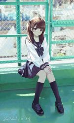 Rule 34 | 1girl, black bow, black footwear, black skirt, black socks, blunt bangs, blush, bow, brown eyes, brown hair, chain-link fence, dated, dated commentary, day, fence, highres, kneehighs, loafers, long hair, long sleeves, looking at viewer, nay, one side up, original, outdoors, pleated skirt, revision, sailor collar, school uniform, serafuku, shoes, sitting, skirt, socks, solo