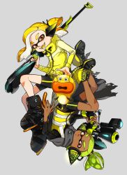 Rule 34 | 2boys, agent 3 (splatoon), agent 4 (splatoon), bike shorts, black cape, black footwear, black shirt, black shorts, boots, brown eyes, cape, closed mouth, colored tongue, commentary, dark skin, fangs, frown, green hair, grey background, hair pulled back, hair tie, hairband, headgear, hero charger (splatoon), hero shot (splatoon), holding, inkling, inkling boy, inkling player character, jacket, long sleeves, looking at viewer, male focus, mole, mole under mouth, multiple boys, nintendo, open mouth, over shoulder, pointy ears, scrunchie, shirt, shoes, shorts, simple background, single vertical stripe, smirk, splatoon (series), splatoon 1, splatoon 2, squidbeak splatoon, tentacle hair, topknot, upside-down, v-shaped eyebrows, vest, weapon, weapon over shoulder, yellow footwear, yellow jacket, yellow tongue, yellow vest, yeneny, zapfish