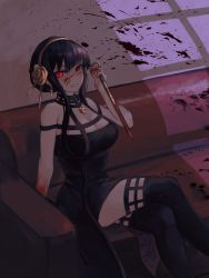 Rule 34 | 1girl, bare arms, bare shoulders, black hair, black thighhighs, blood, blood on face, breasts, cleavage, commentary, couch, crossed legs, elsie, feet out of frame, grin, hairband, hand up, highres, holding, holding weapon, indoors, large breasts, long hair, looking at viewer, parted lips, red eyes, reverse grip, sidelocks, sitting, smile, solo, spy x family, thighhighs, thighs, weapon, yor briar