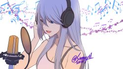Rule 34 | 1girl, bass clef, beamed eighth notes, blue eyes, camisole, casual, commentary, dated, eighth rest, flat sign, flint (girls und panzer), girls und panzer, half-closed eyes, headphones, highres, ivy, long hair, microphone, music, musical note, one-hour drawing challenge, open mouth, quarter rest, sharp sign, shinmai (kyata), shirt, silver hair, singing, smile, solo, treble clef, twitter username, white background, white shirt