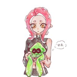 Rule 34 | 1girl, agent 8 (splatoon), breasts, chinese commentary, chinese text, d:, eyes visible through hair, film grain, frown, highres, inkling, long sleeves, medium breasts, medium hair, navel, nintendo, octoling, octoling girl, octoling player character, open mouth, orange eyes, pink hair, simple background, single sleeve, splatoon (series), splatoon 2, splatoon 2: octo expansion, squid, suction cups, tentacle hair, thenintlichen96, thought bubble, white background