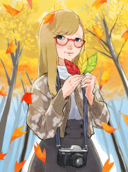 Rule 34 | 1girl, absurdres, autumn, autumn leaves, black skirt, blonde hair, blue eyes, brown sweater, camera, day, glasses, highres, holding, holding leaf, ila (nnnnnnnn8), leaf, long hair, looking at viewer, maple leaf, outdoors, red-framed eyewear, shirt, skirt, solo, standing, sweater, tree, white shirt