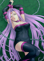 Rule 34 | 00s, 1girl, armpits, arms up, black thighhighs, chain, collar, dress, fate/stay night, fate (series), lips, long hair, looking at viewer, medusa (fate), medusa (rider) (fate), nameless dagger (fate), parted lips, purple hair, solo, square pupils, strapless, strapless dress, thighhighs, very long hair, zen